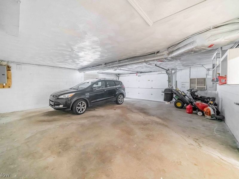 6473 Tanglewood Lane, Seven Hills, OH 44131 Photo 35