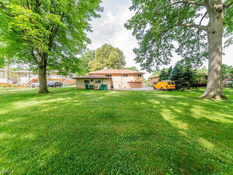 6473 Tanglewood Lane, Seven Hills, OH 44131 Photo 42