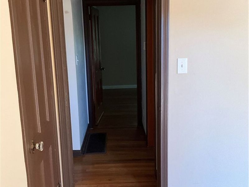 71 N Hawkins Avenue, Akron, OH 44313 Photo 21