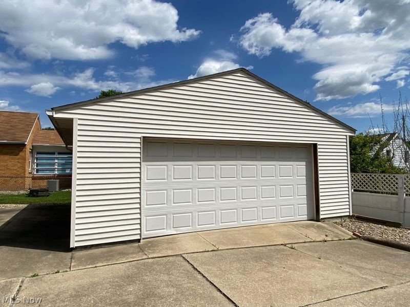 71 N Hawkins Avenue, Akron, OH 44313 Photo 5