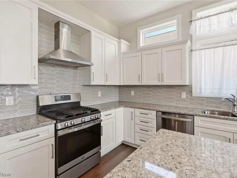 10155 Brookhaven Lane, Brecksville, OH 44141 Photo 3