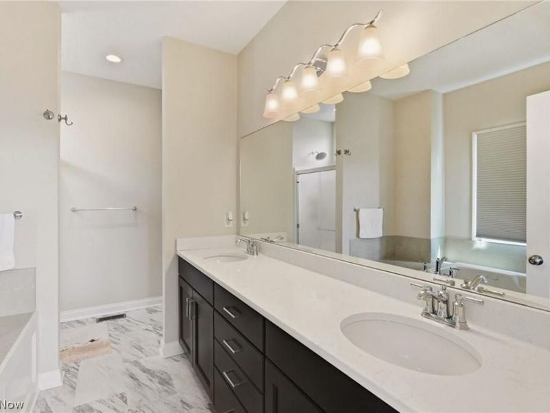 10155 Brookhaven Lane, Brecksville, OH 44141 Photo 7