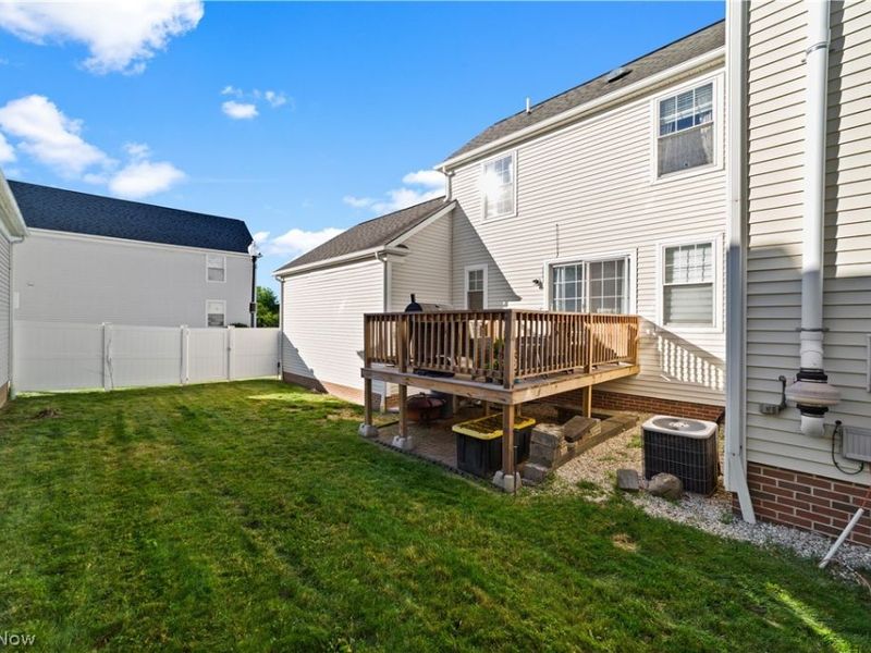 9527 Covington Avenue, Cleveland, OH 44105 Photo 27