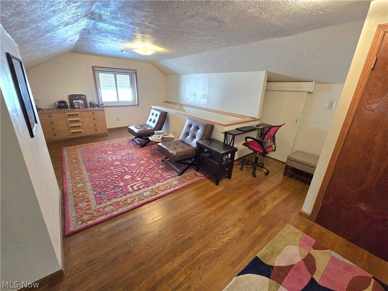 9515 Elsmere Drive, Parma, OH 44130 Photo 15