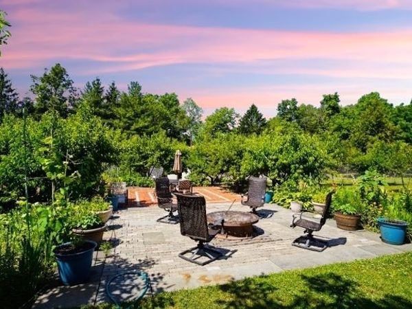 467 Foothill Rd, Bridgewater, NJ 08807