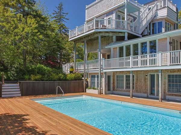 208 Bradford Street, Unit E11, Provincetown, MA 02657