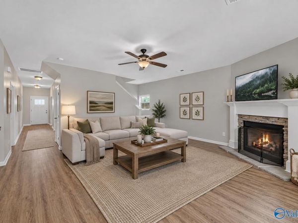 324 Acorn Grove Lane SW, Huntsville, AL 35824