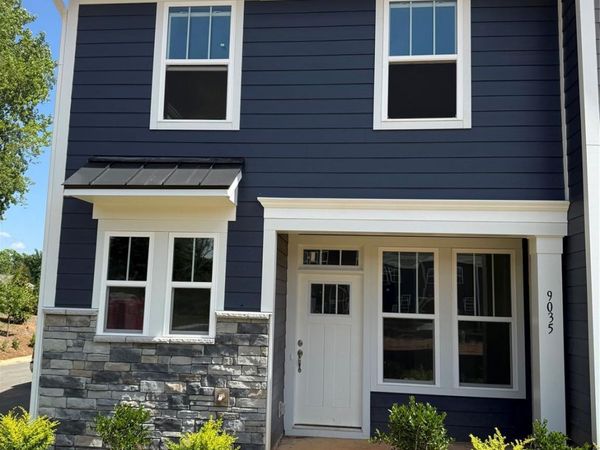 9035 Gulledge Court , Charlotte, NC 28262
