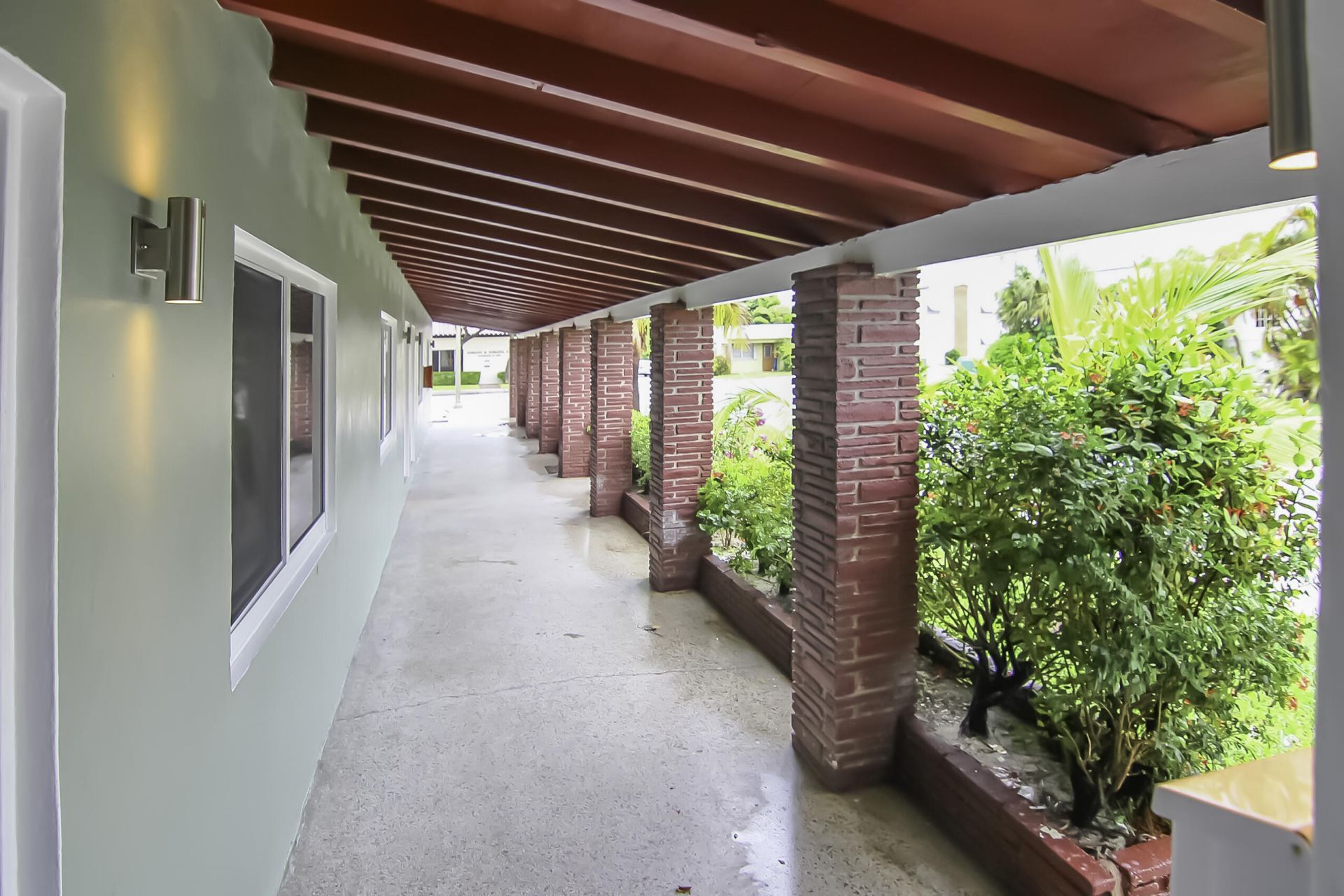 301 N Federal Highway, Unit 2, Lake Worth Beach, FL 33460 Photo