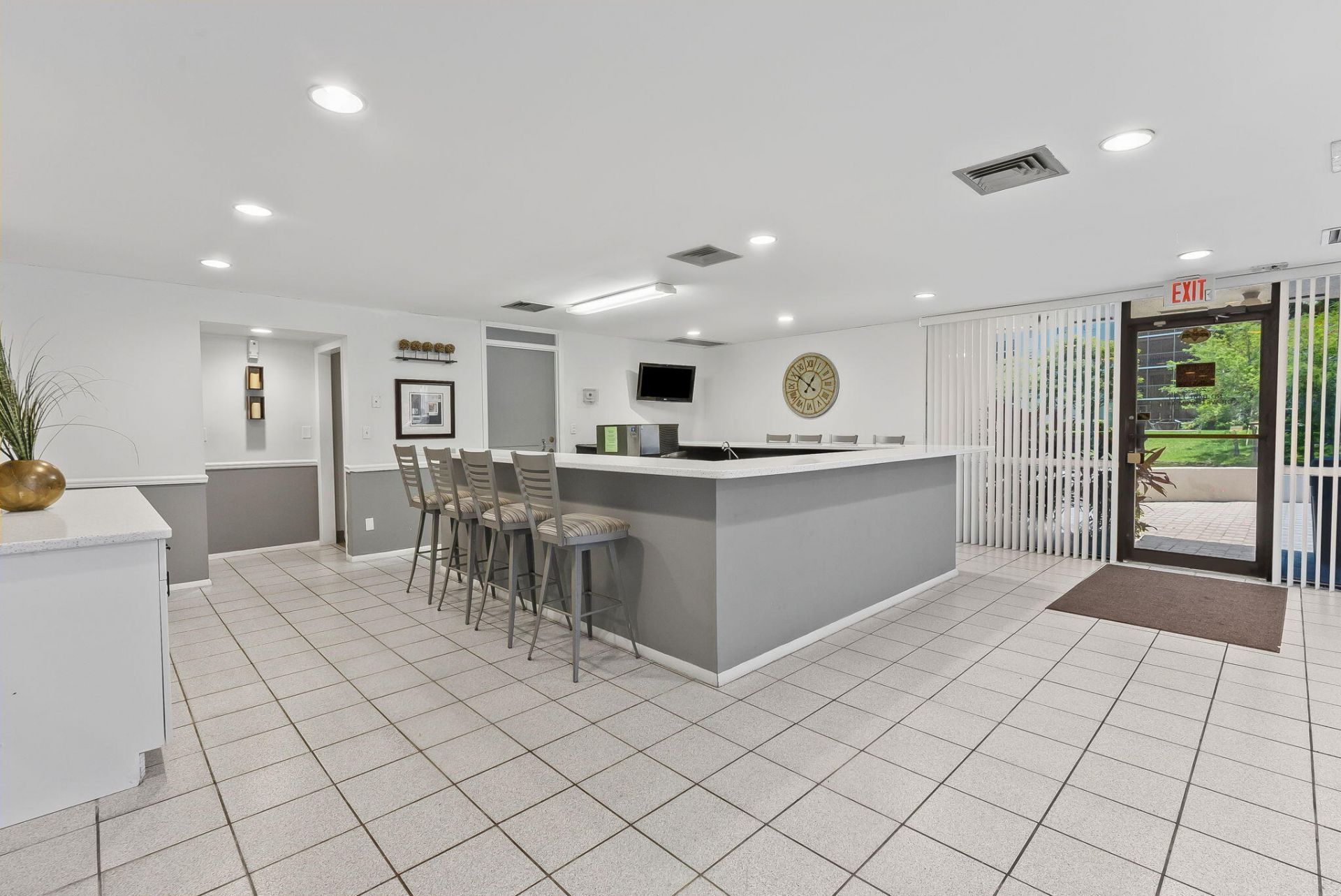 2215 Cypress Island Drive, Unit 301, Pompano Beach, FL 33069 Photo