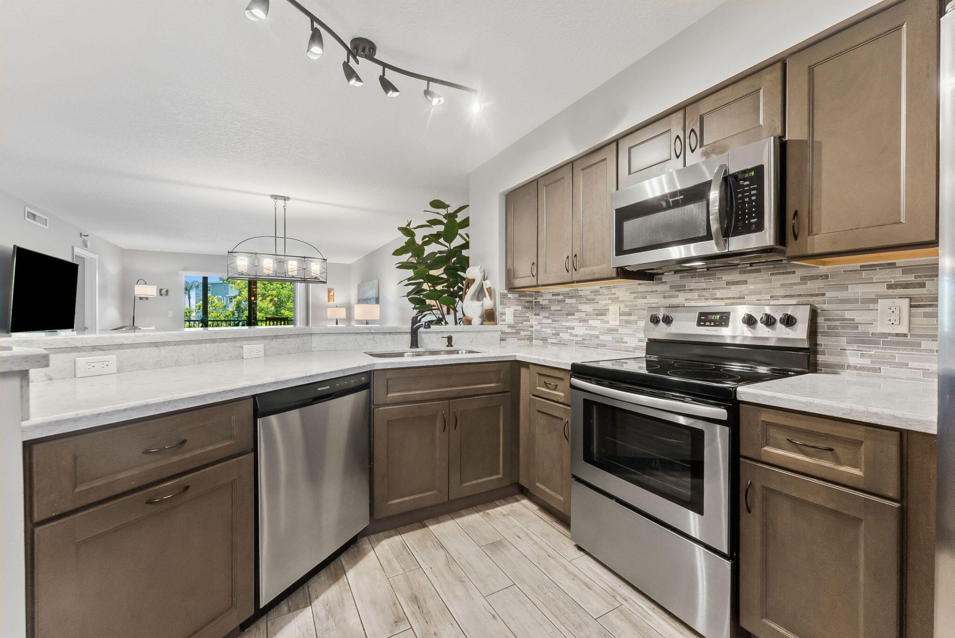 2215 Cypress Island Drive, Unit 301, Pompano Beach, FL 33069 Photo
