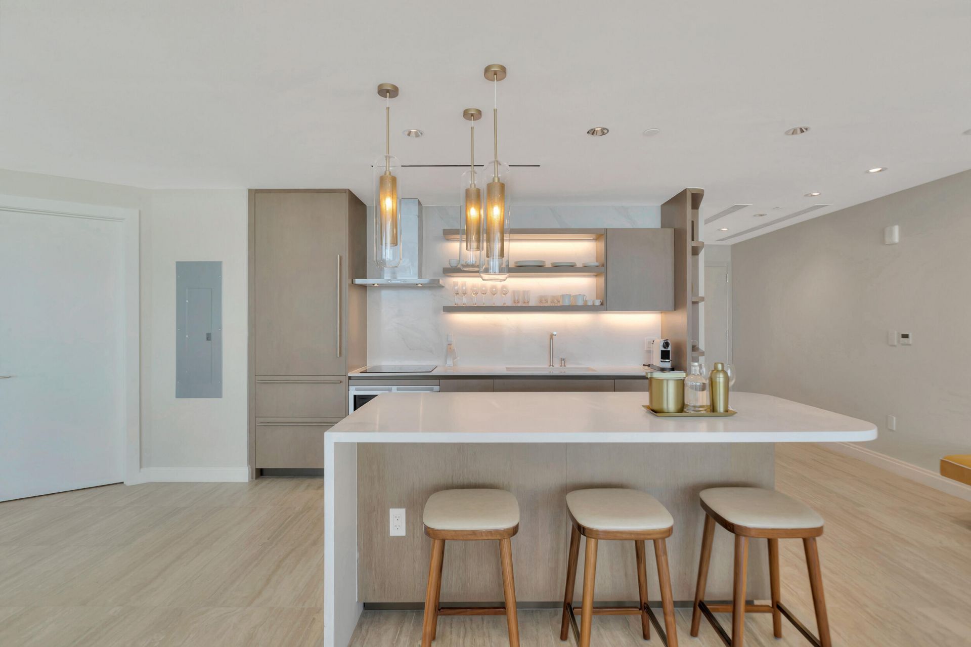 525 N Fort Lauderdale Beach Boulevard, Unit 602, Fort Lauderdale, FL 33304 Photo