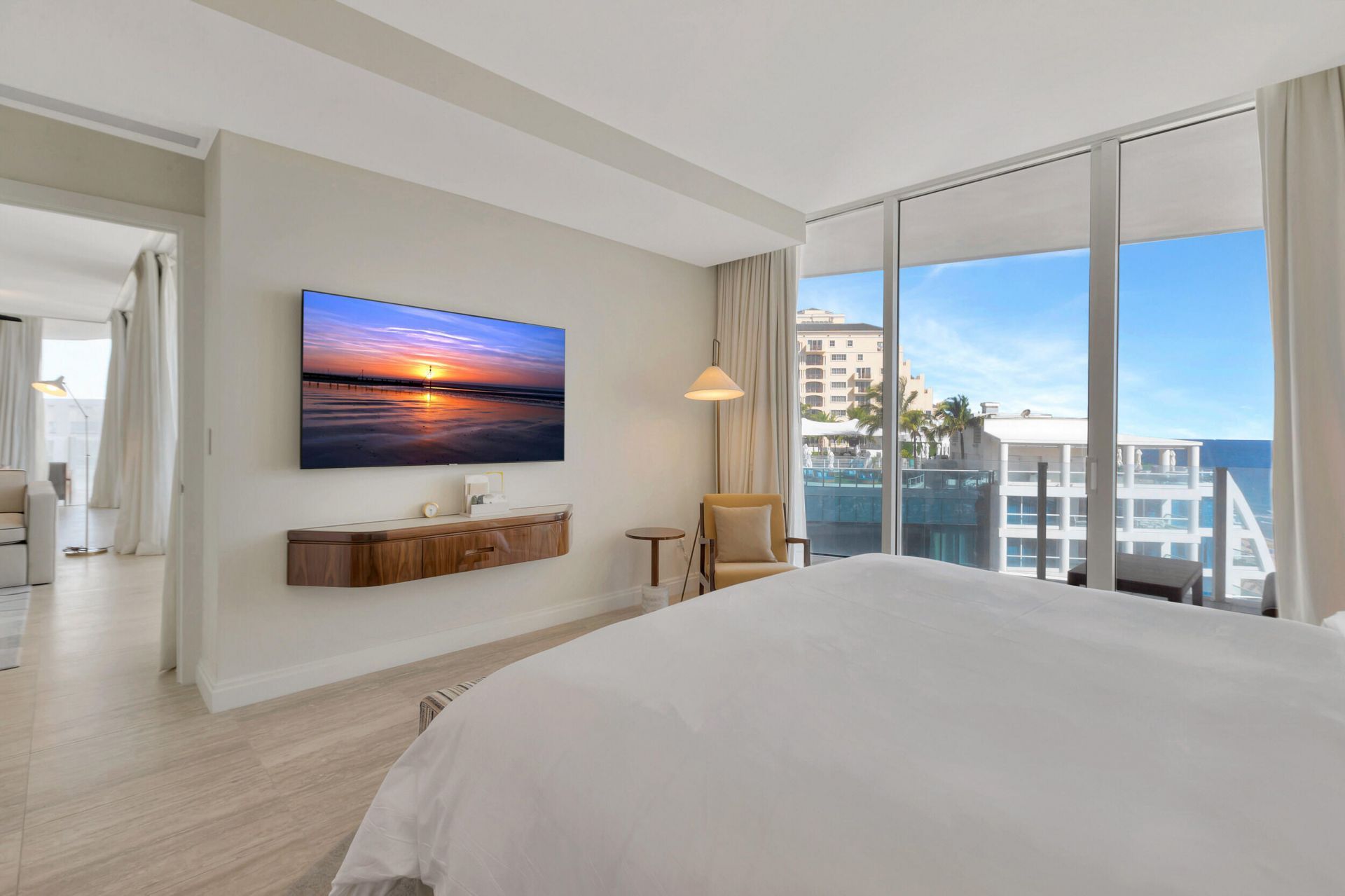 525 N Fort Lauderdale Beach Boulevard, Unit 602, Fort Lauderdale, FL 33304 Photo