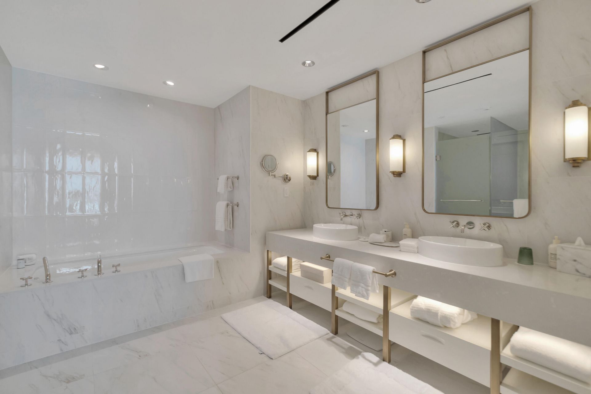 525 N Fort Lauderdale Beach Boulevard, Unit 602, Fort Lauderdale, FL 33304 Photo