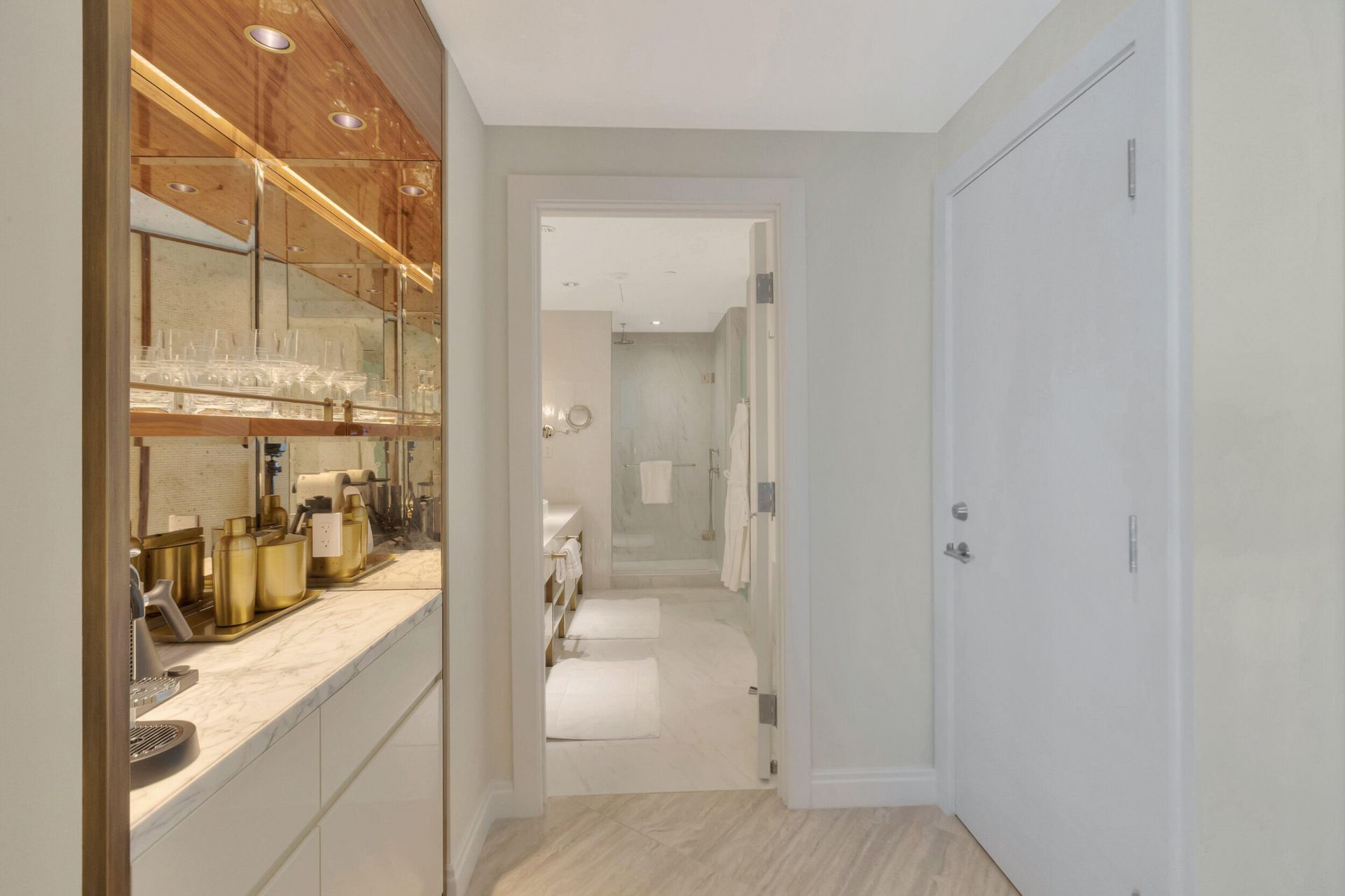 525 N Fort Lauderdale Beach Boulevard, Unit 602, Fort Lauderdale, FL 33304 Photo