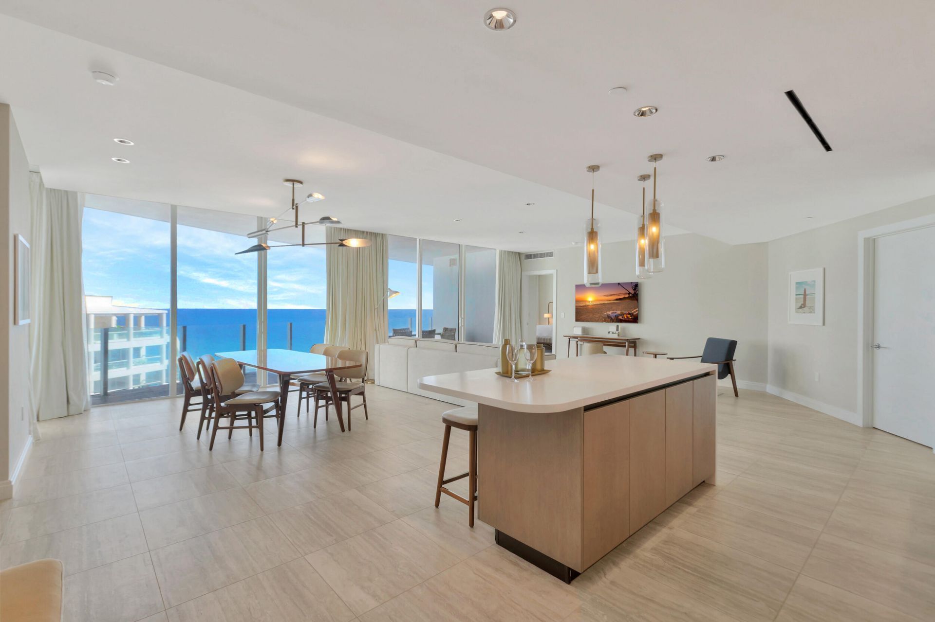 525 N Fort Lauderdale Beach Boulevard, Unit 602, Fort Lauderdale, FL 33304 Photo