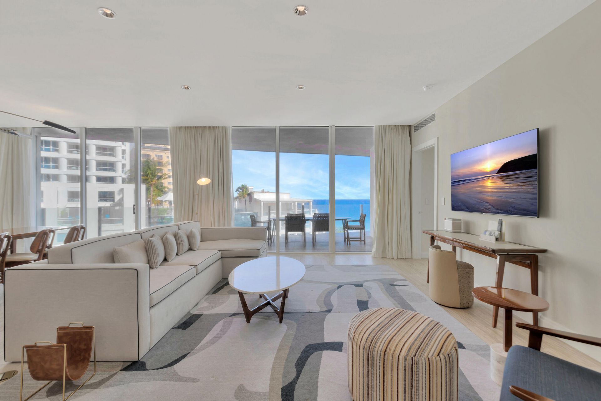 525 N Fort Lauderdale Beach Boulevard, Unit 602, Fort Lauderdale, FL 33304 Photo