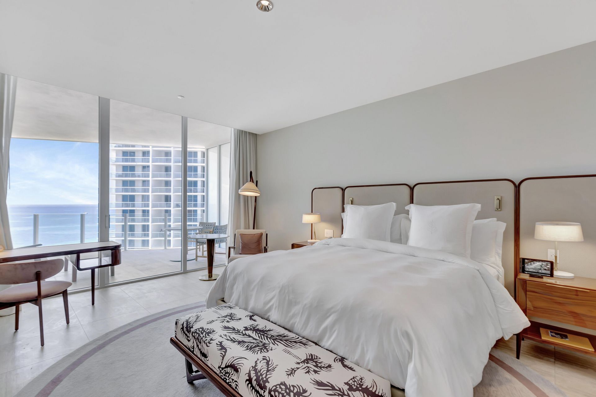 525 N Fort Lauderdale Beach Boulevard, Unit 1605, Fort Lauderdale, FL 33304 Photo