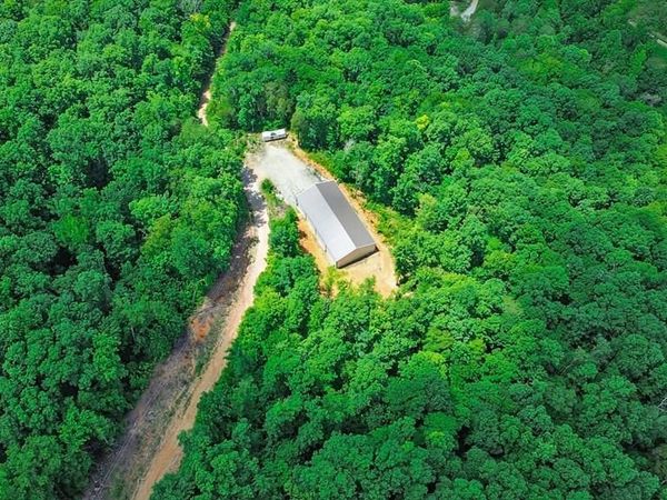 1133 Tomahawk Drive, Jamestown, TN 38556