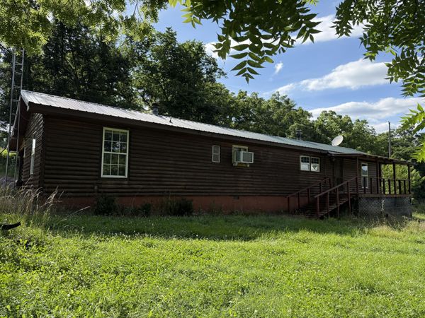 1287 Highway Nn , Bolivar, MO 65613