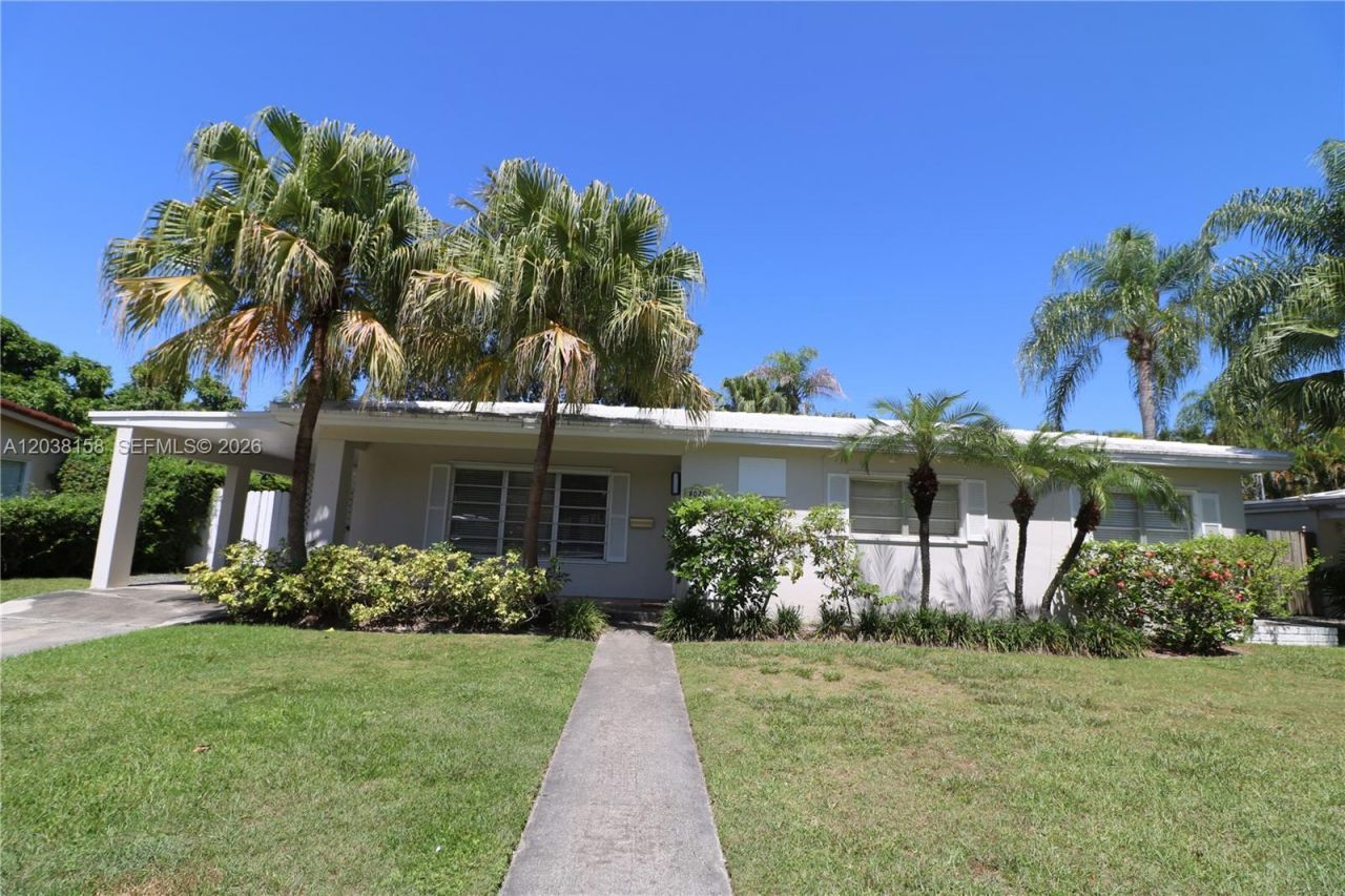 8025 SW 62nd Pl , Miami, FL 33143 Photo