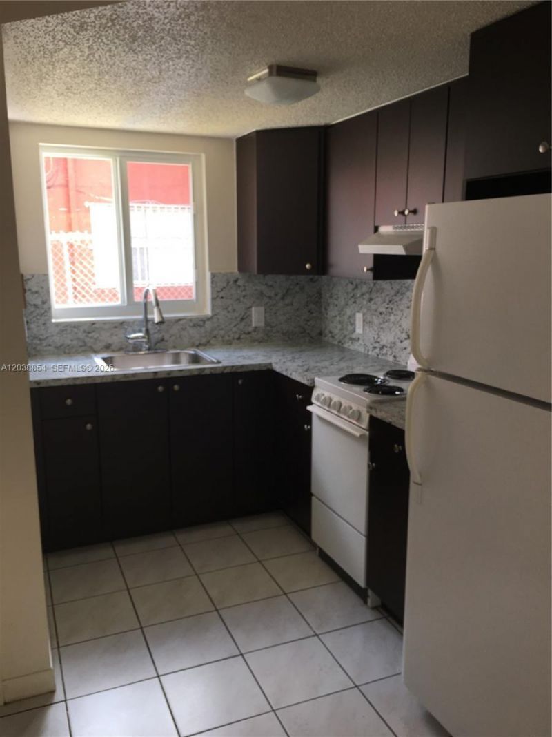 1419 SW 22nd Ave , Miami, FL 33145 Photo