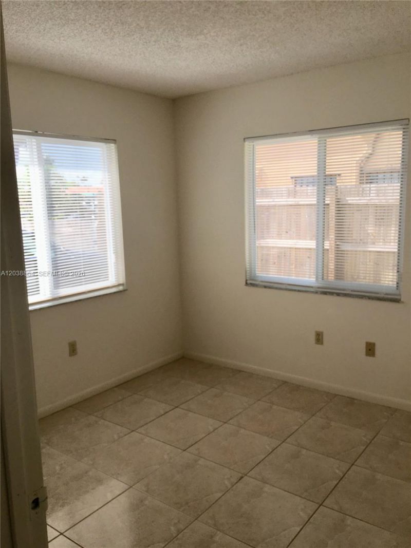 1419 SW 22nd Ave , Miami, FL 33145 Photo