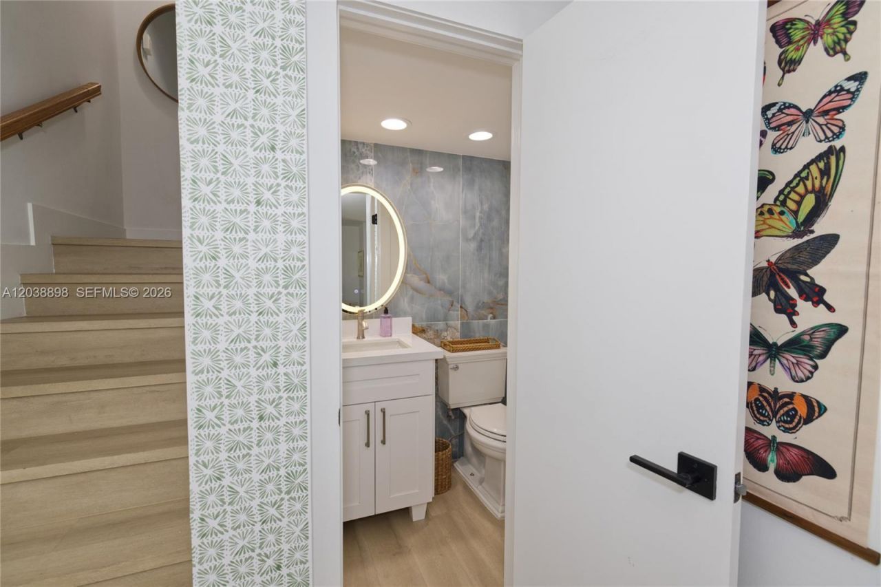 5838 SW 74th Ter, Unit 317, South Miami, FL 33143 Photo