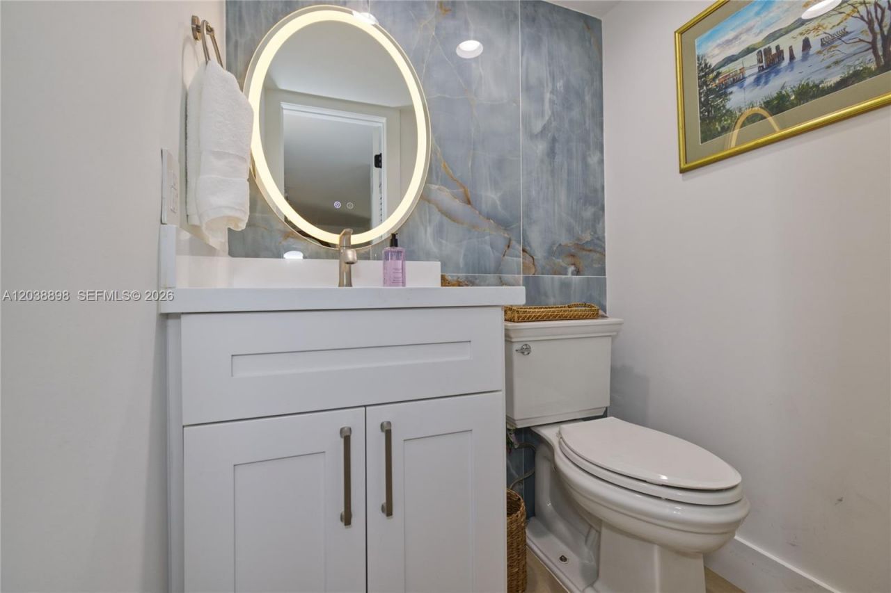 5838 SW 74th Ter, Unit 317, South Miami, FL 33143 Photo