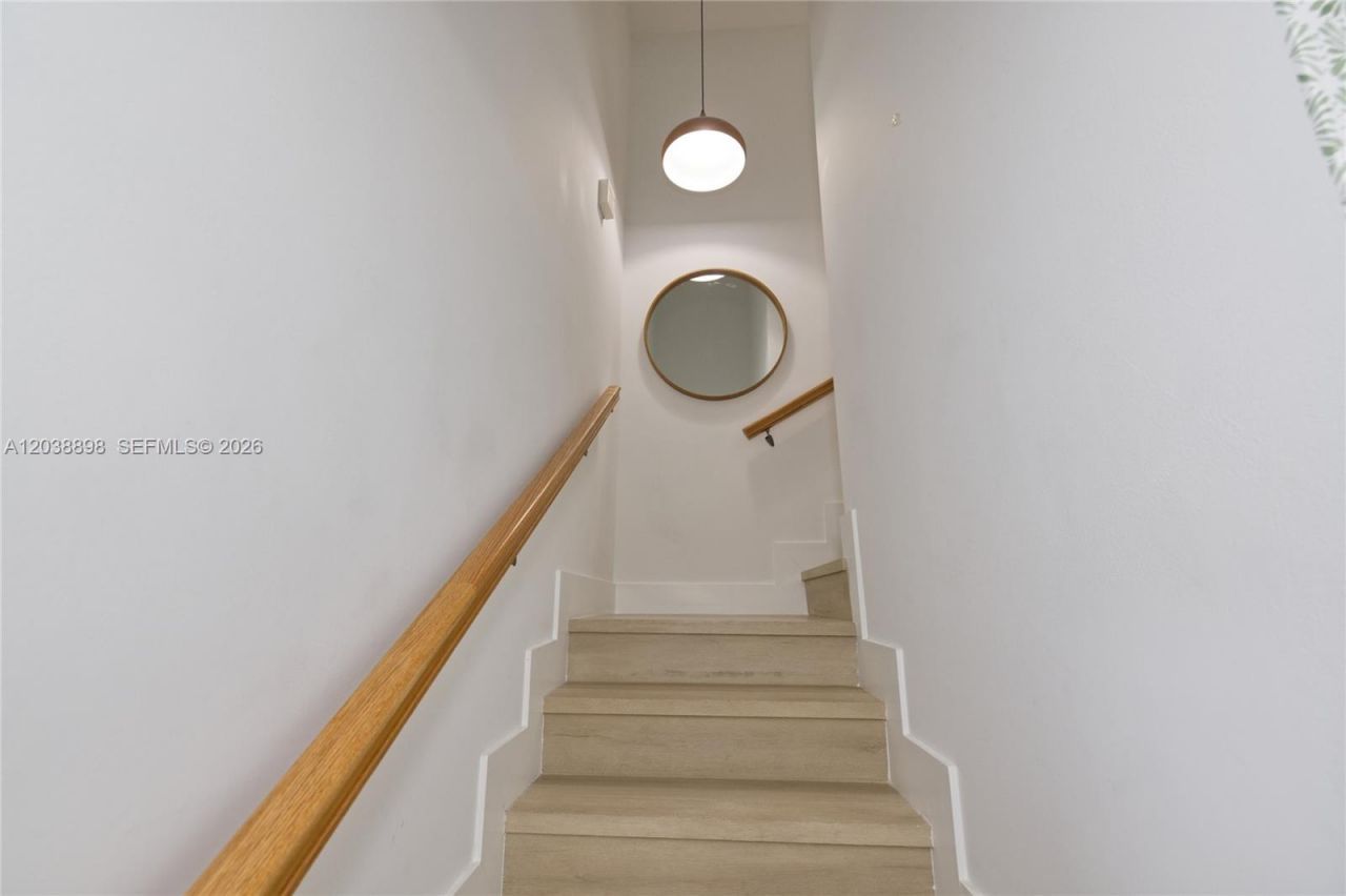 5838 SW 74th Ter, Unit 317, South Miami, FL 33143 Photo