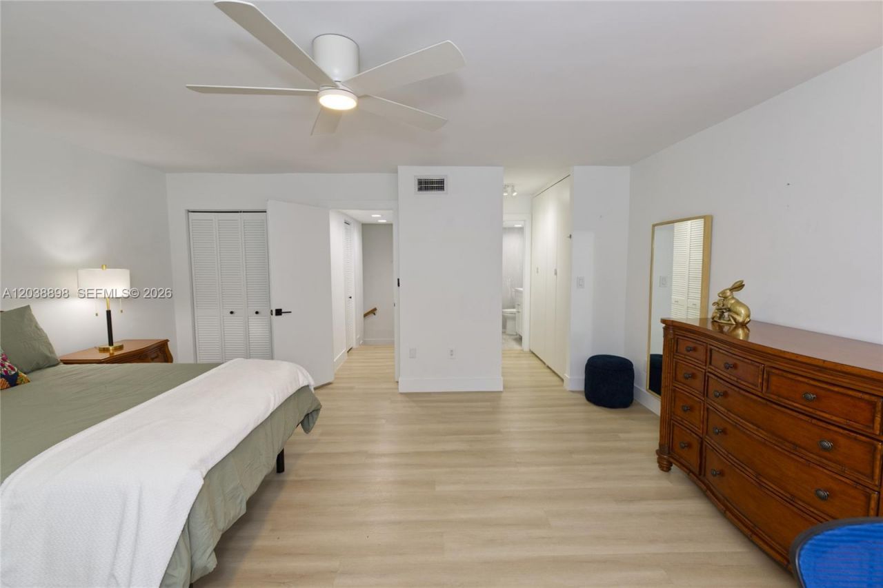 5838 SW 74th Ter, Unit 317, South Miami, FL 33143 Photo
