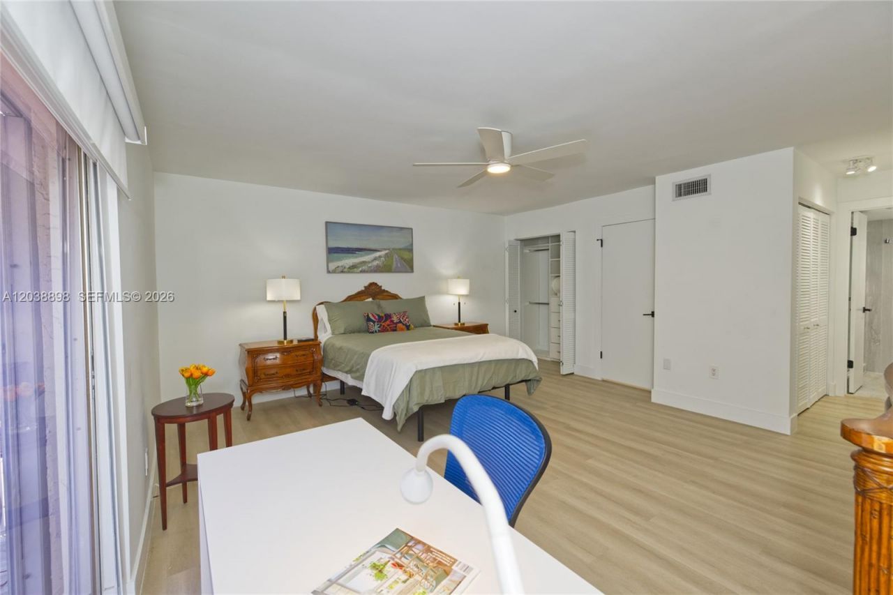 5838 SW 74th Ter, Unit 317, South Miami, FL 33143 Photo