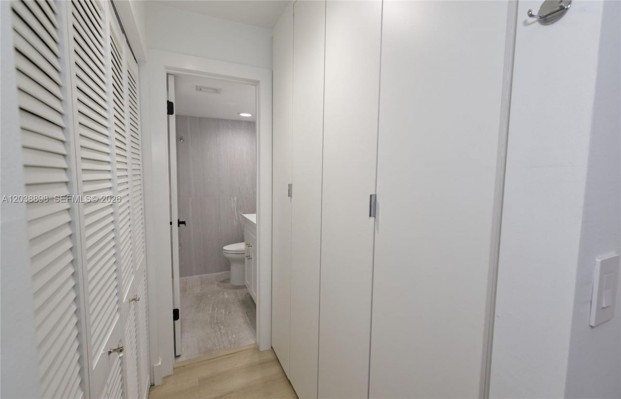 5838 SW 74th Ter, Unit 317, South Miami, FL 33143 Photo