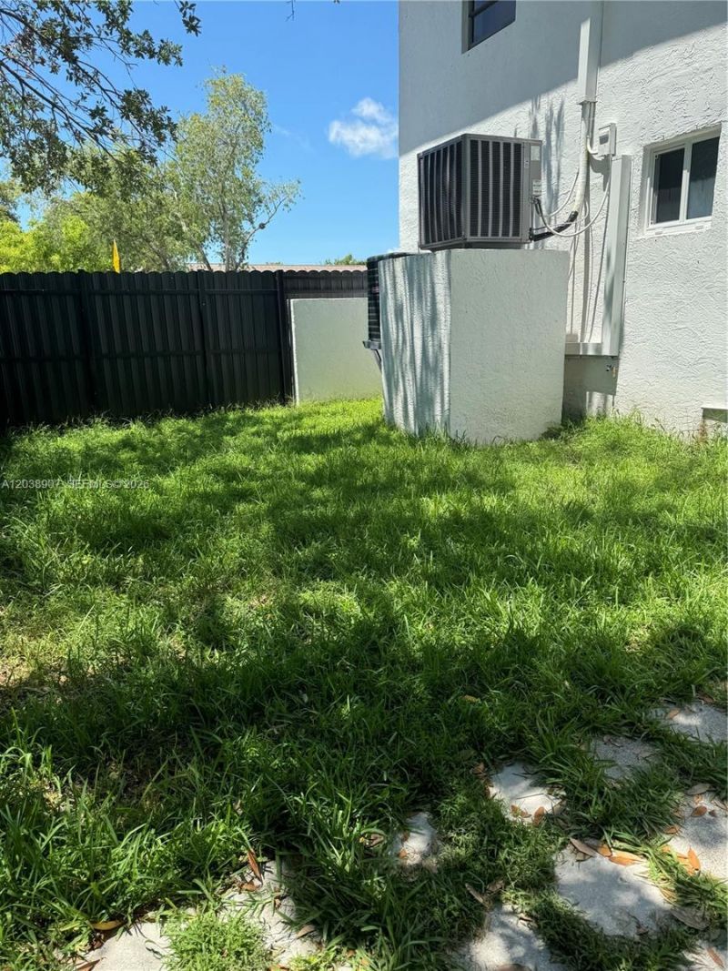 8275 SW 205th, Cutler Bay, FL 33189 Photo