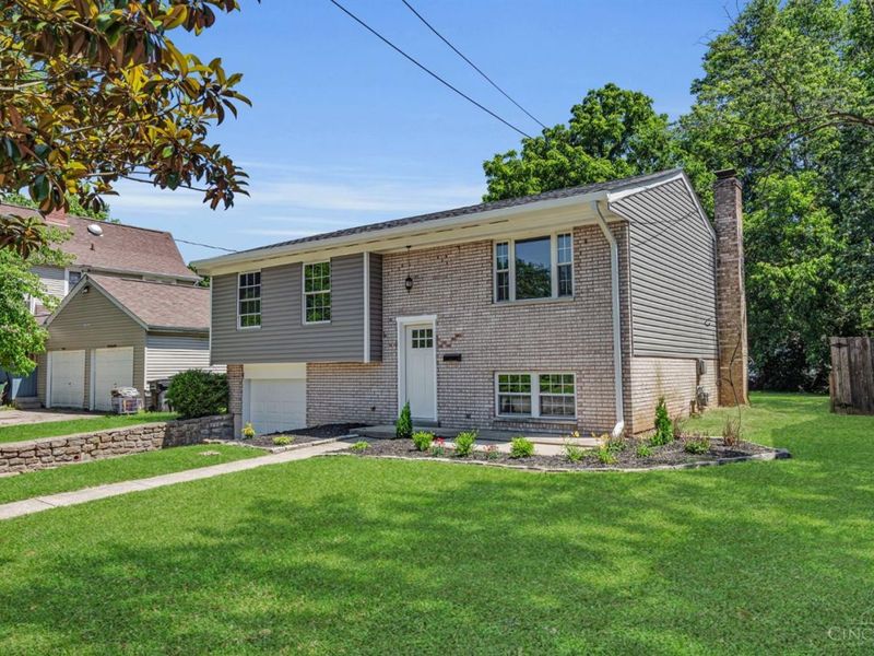6826 Parkland Avenue, Cincinnati, OH 45233 Photo 2