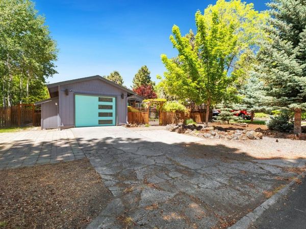 2849 NE Lotno Drive, Bend, OR 97701