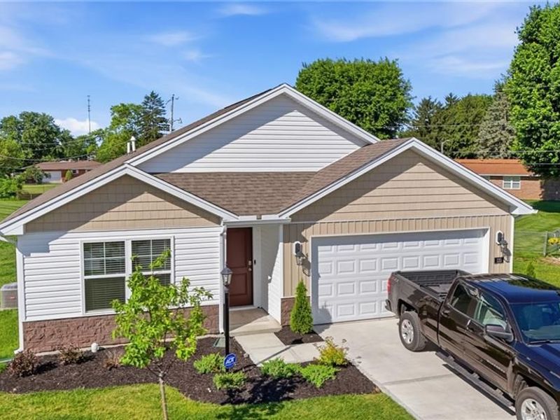 125 Arlington Drive, Eaton, OH 45320 Photo 2