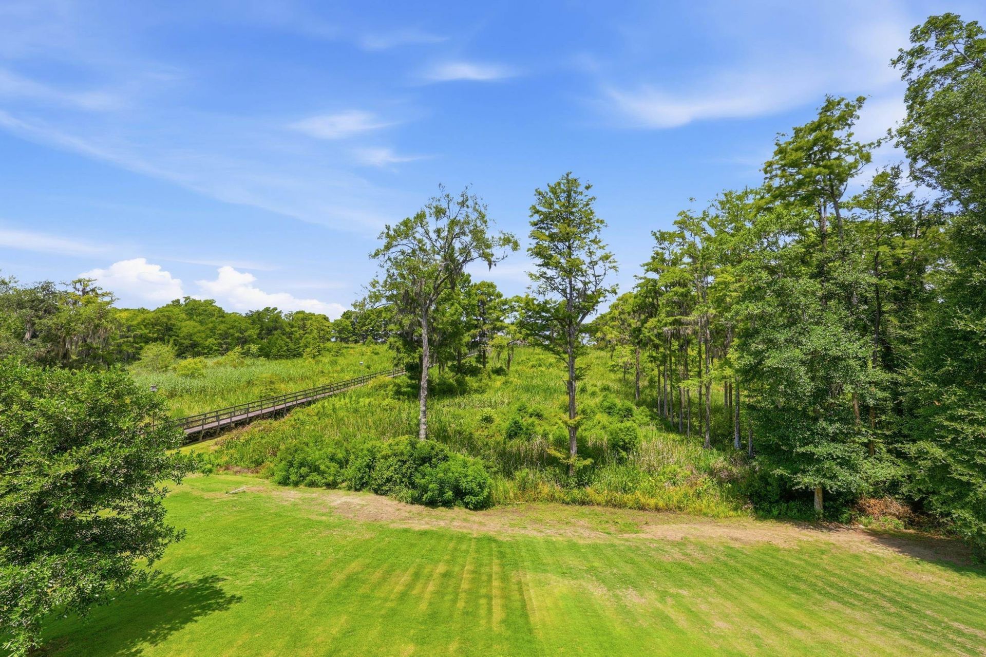 547 Bannockburn Rd.  Photo 18