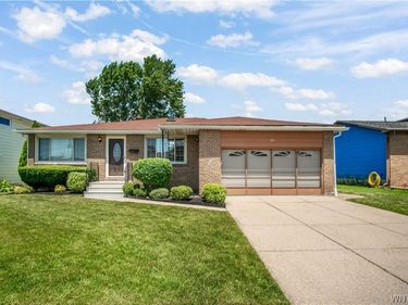 284 Enez Drive, Depew, NY 14043