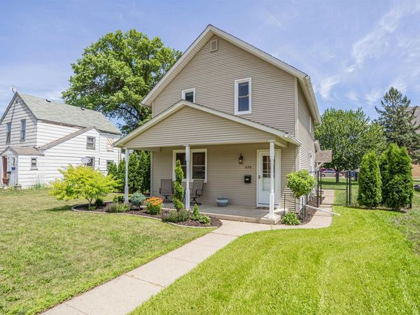 220 2nd Ave NW, LeMars, IA 51031