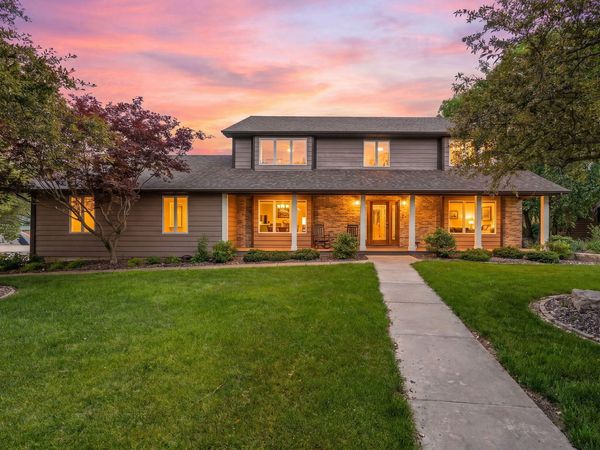600 Morningside Drive , Crown Point, IN 46307
