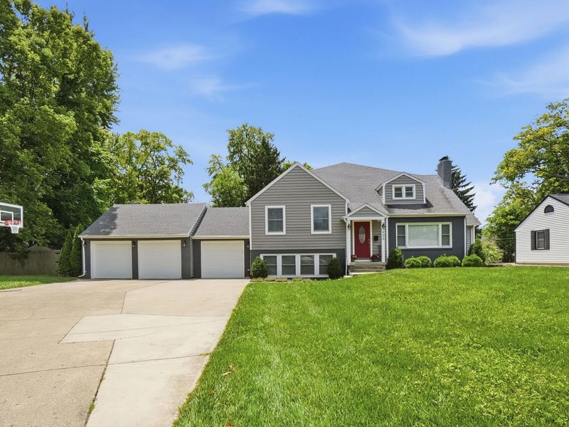 505 S Broadmoor Boulevard, Springfield, OH 45504 Photo 3