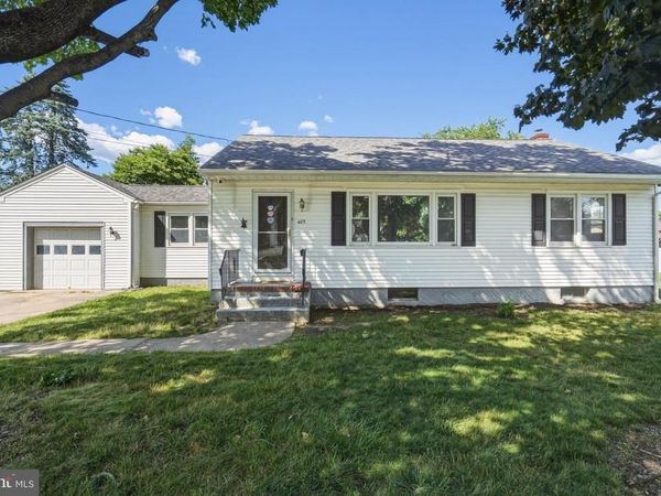 425 ERIE AVENUE, PENNS GROVE, NJ 08069