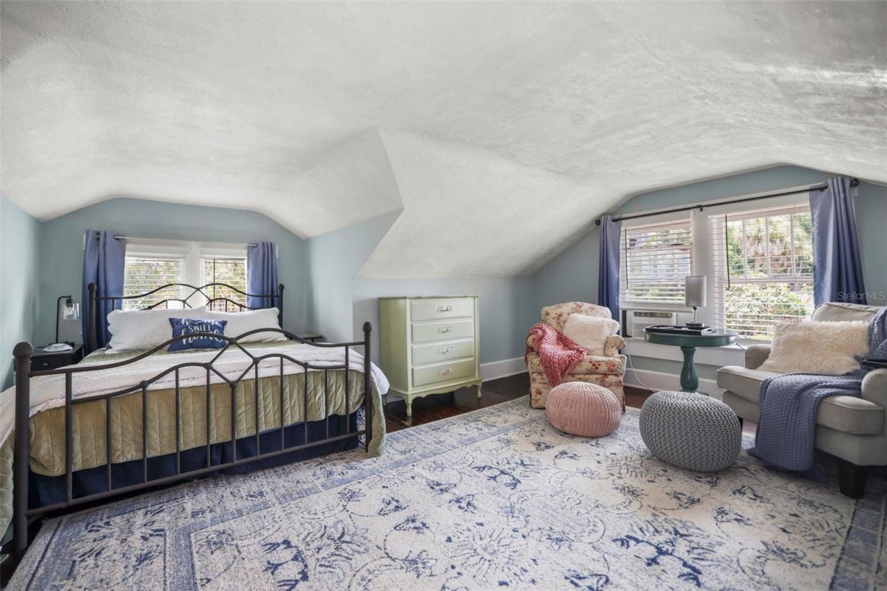 634 6th Street N, Saint Petersburg, FL 33701 Photo