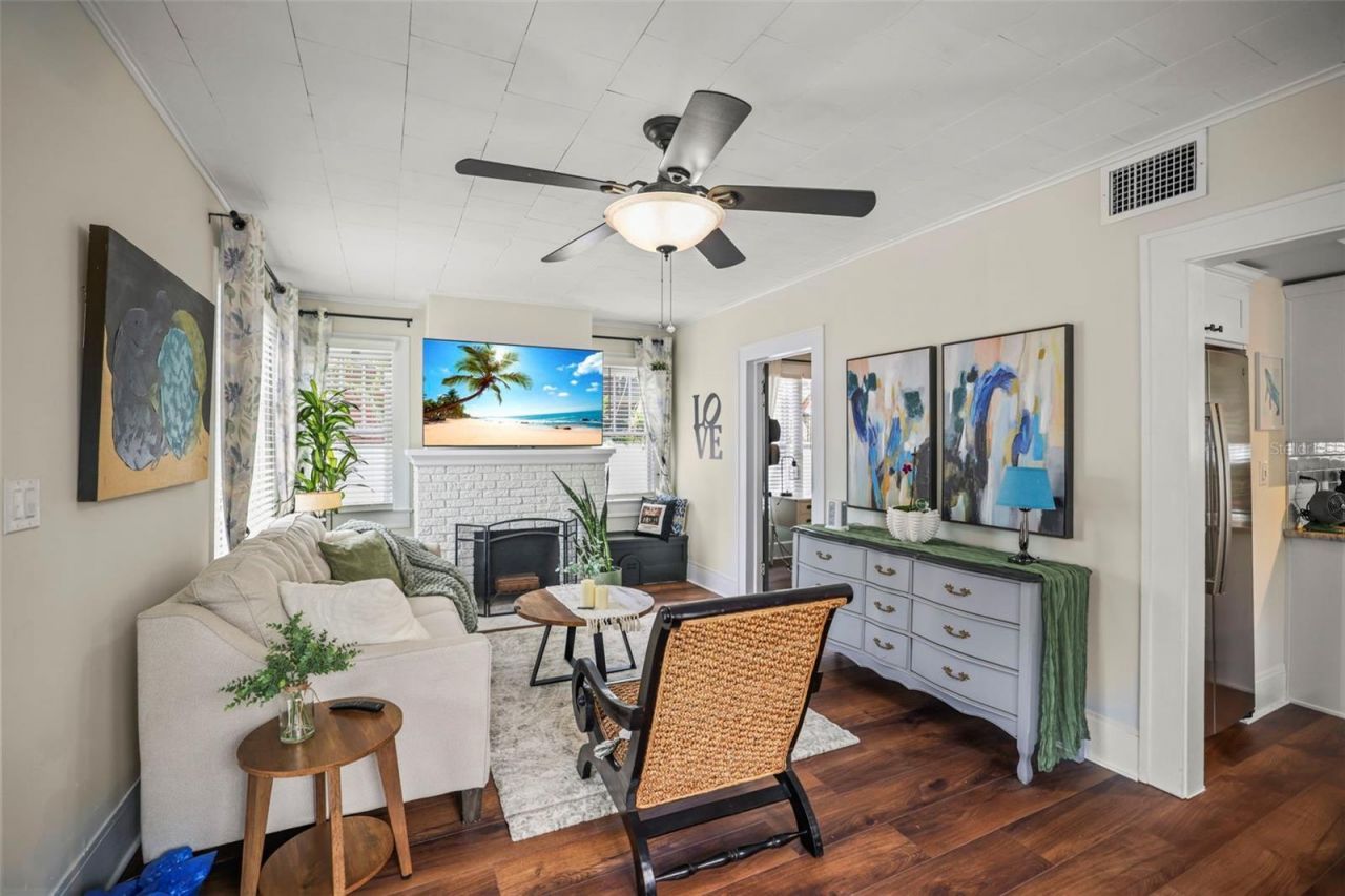 634 6th Street N, Saint Petersburg, FL 33701 Photo