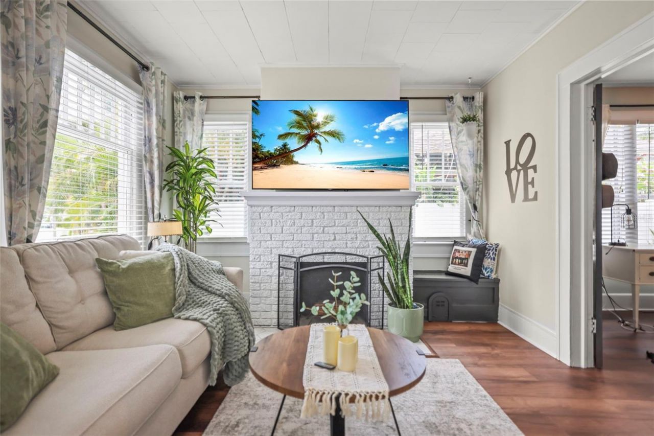 634 6th Street N, Saint Petersburg, FL 33701 Photo