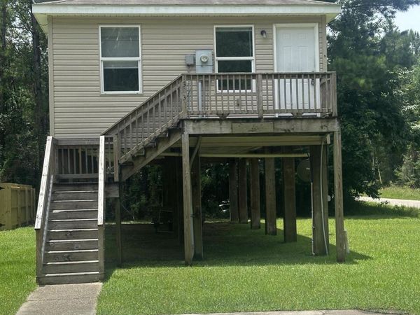 6323 W Adams Street, Bay Saint Louis, MS 39520