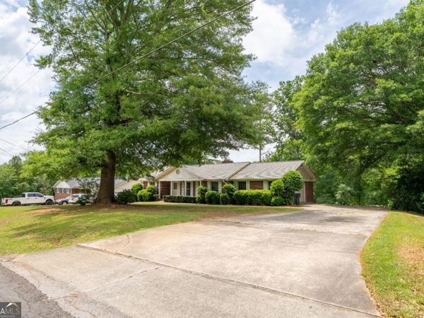 1334 Sherri Lane, Sugar Hill, GA 30518