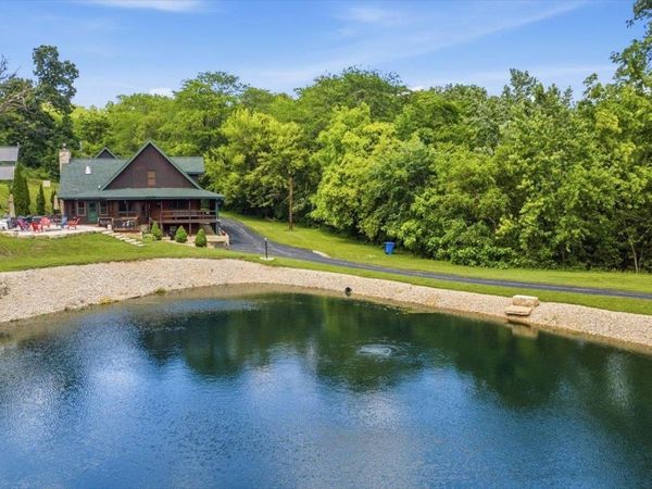 2105 N Elizabeth Scales Mound Road, ELIZABETH, IL 61028