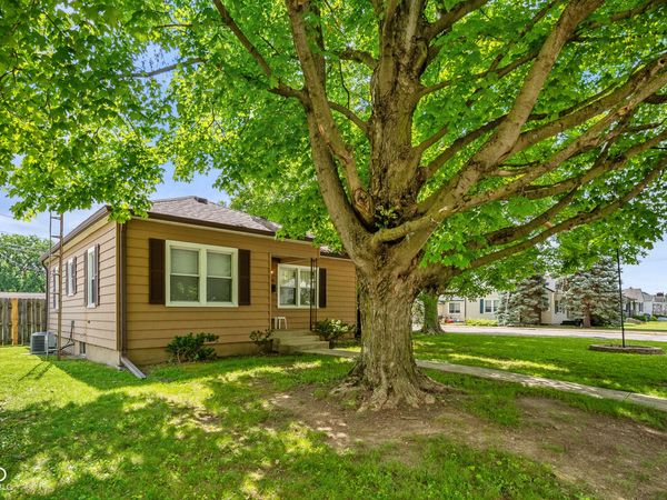 203 N 13th Avenue, Beech Grove, IN 46107